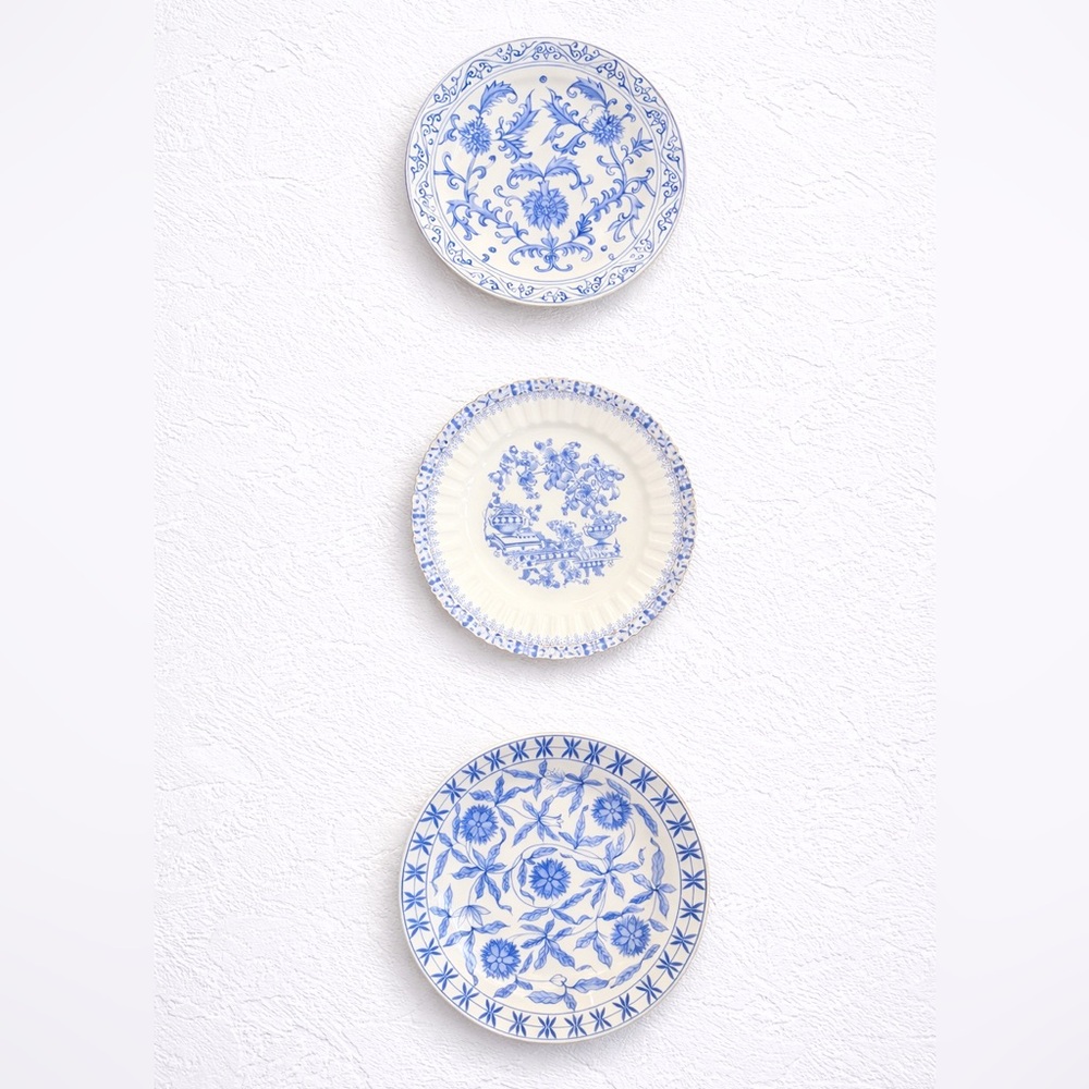 Vintage Curated Blue and White Chinoiserie Plate Wall